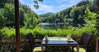 Seehaus Forelle Haecken Haus Hotel und Restaurant in Ramsen in der Pfalz