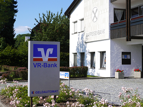➤ meine Volksbank Raiffeisenbank eG Geldautomat 83026 Rosenheim-Aisingerwies  Öffnungszeiten | Adresse