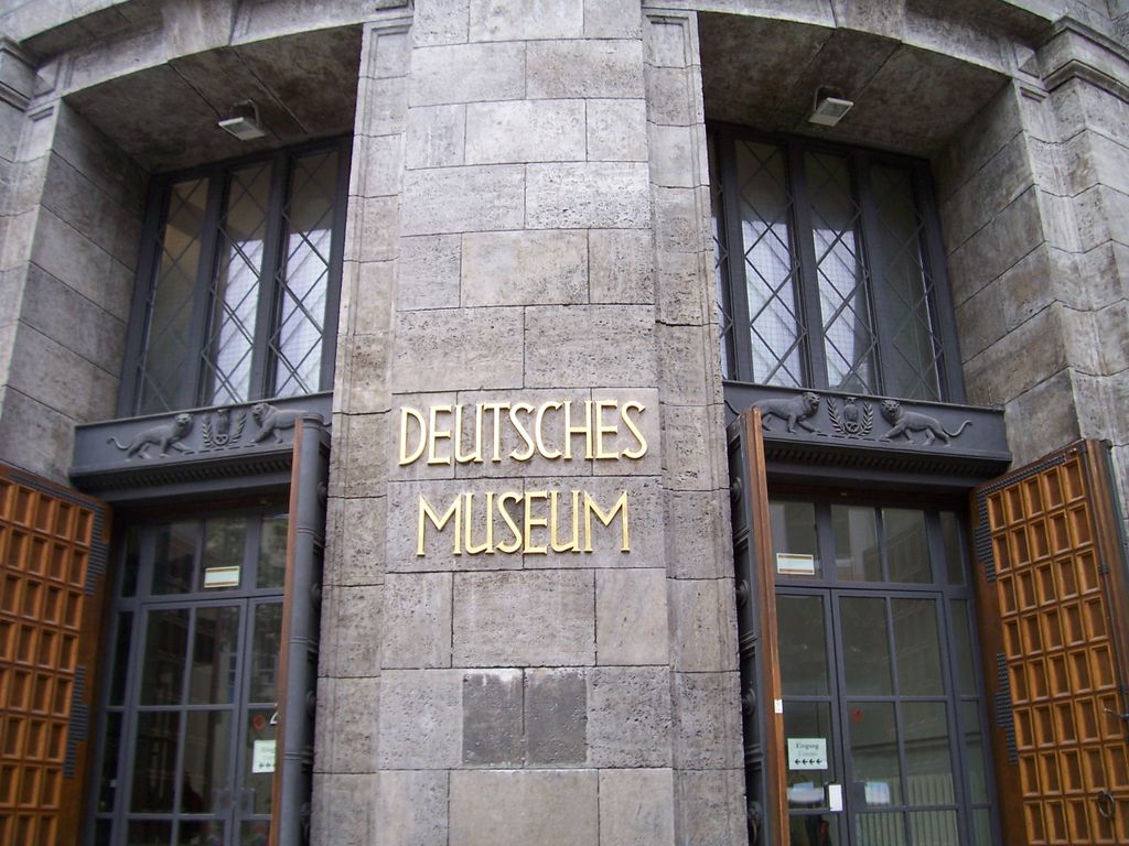 Nutzerfoto 390 Deutsches Museum Shop GmbH