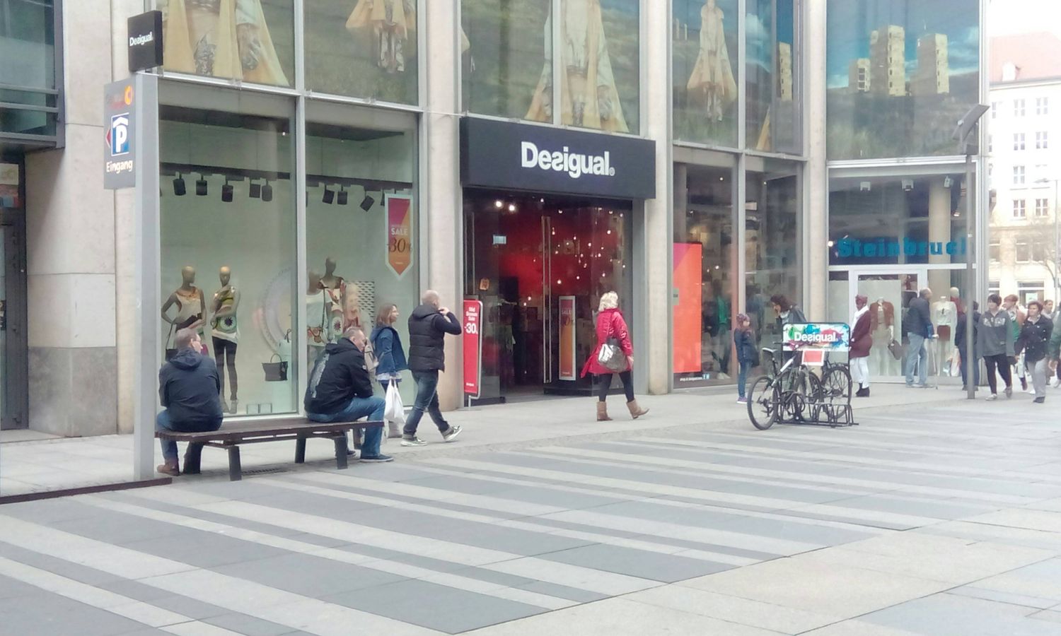 Desigual Shop - 3 Bewertungen - Dresden Innere Altstadt - Waisenhausstr. |  golocal