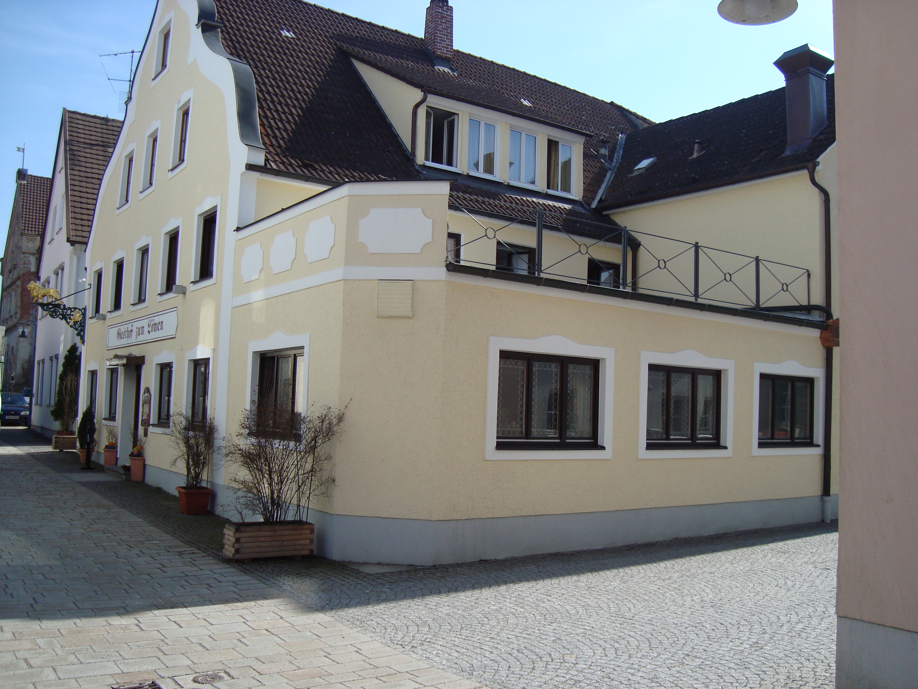 Gasthof zum Löwen Ländle GmbH in 89264 Weißenhorn