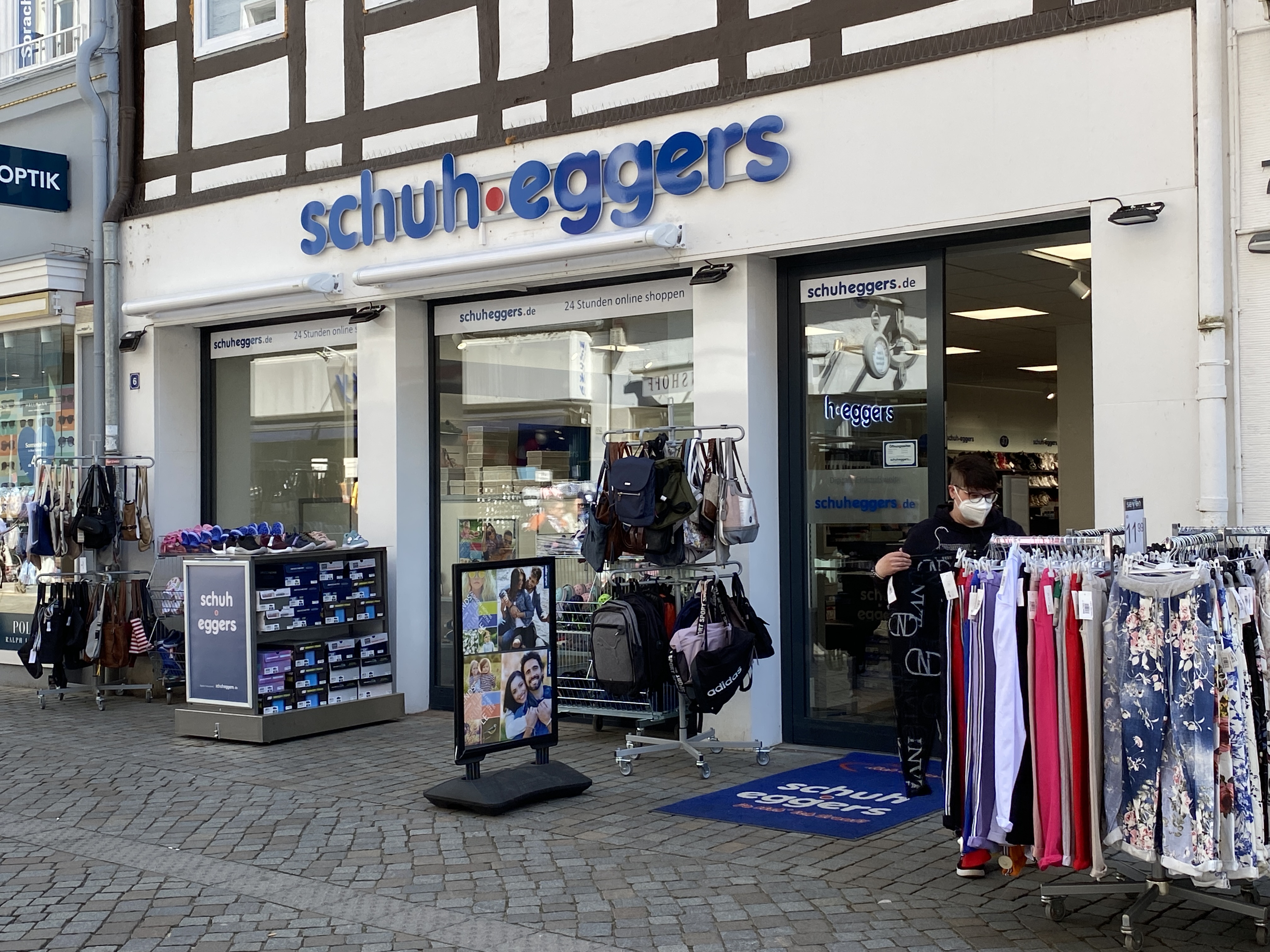 Schuh Eggers in 31785 Hameln-Innenstadt