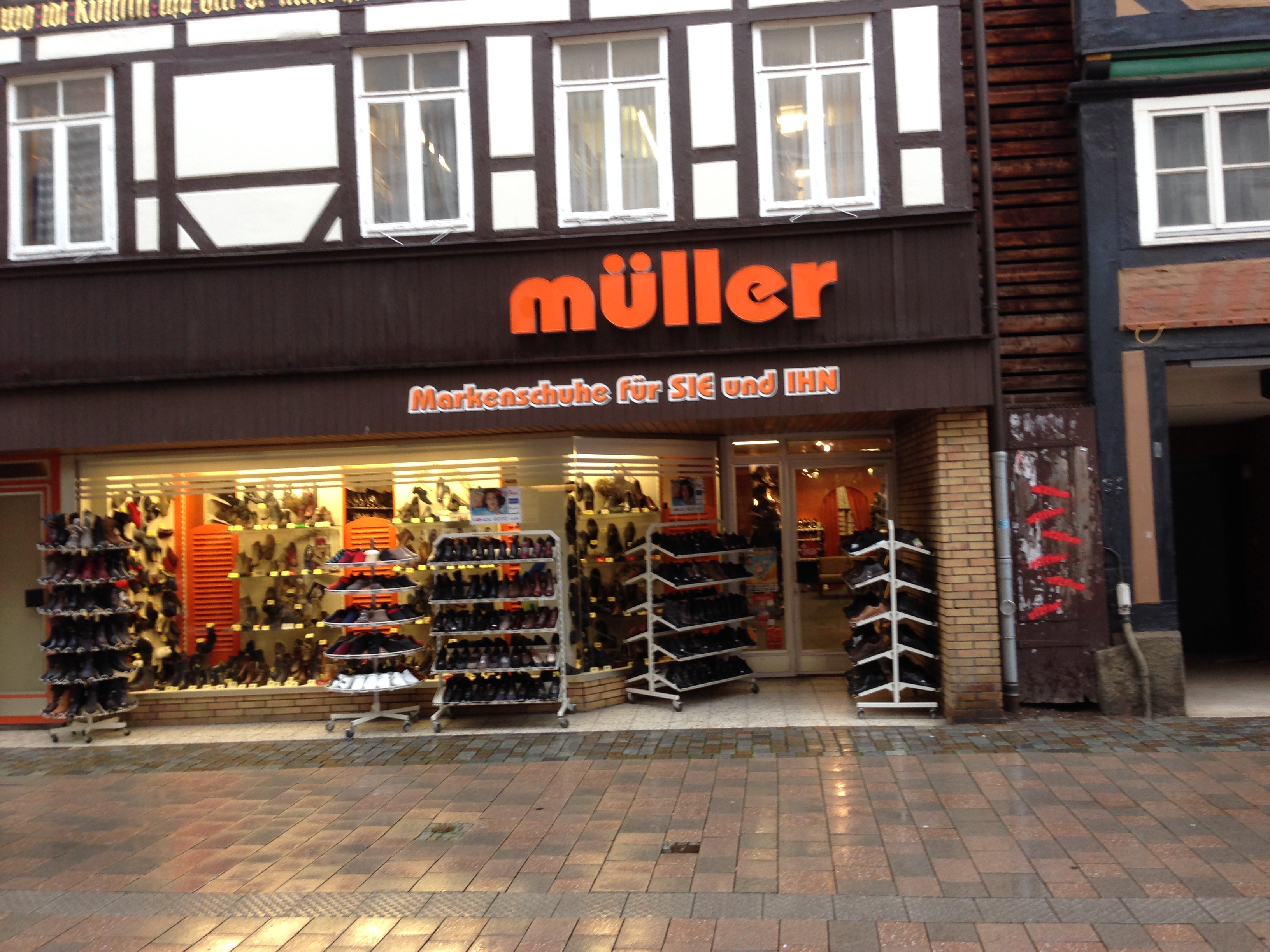 ➤ Müller Schuhe 31785 Hameln-Innenstadt Öffnungszeiten | Adresse | Telefon