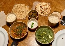 Bild zu Tiffin Indian Food Delivery x Huuva