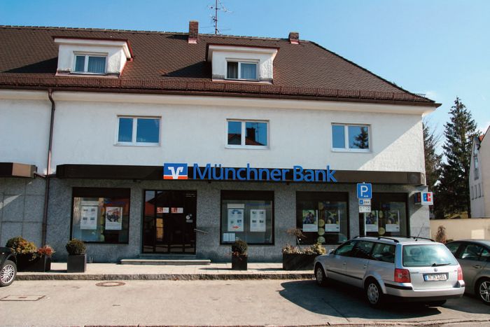 Münchner Bank eG, Filiale Haar - 2 Fotos - Haar Kreis München Eglfing -  Bahnhofstr. | golocal