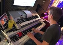 Bild zu Keyboardunterricht in Münster - Keyboard lernen Münster - Pop - Jazz - Rock
