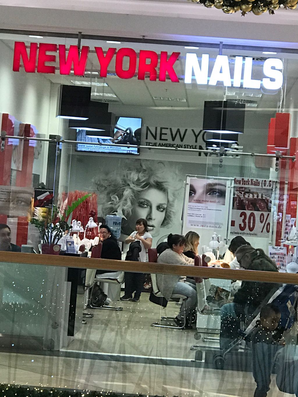 Nutzerfoto 1 New York Nails, Mira Center