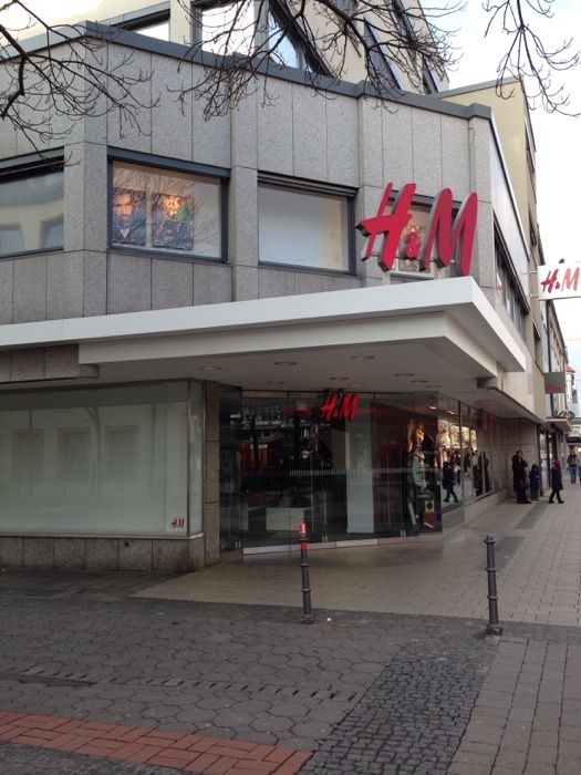 H&M Hennes & Mauritz - 3 Bewertungen - Hanau - Sternstraße | golocal