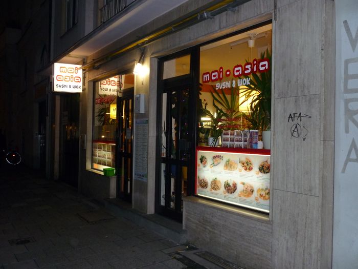 mai - asia sushi & wok - 1 Foto - München Schwabing-West -  Hohenzollernstraße | golocal