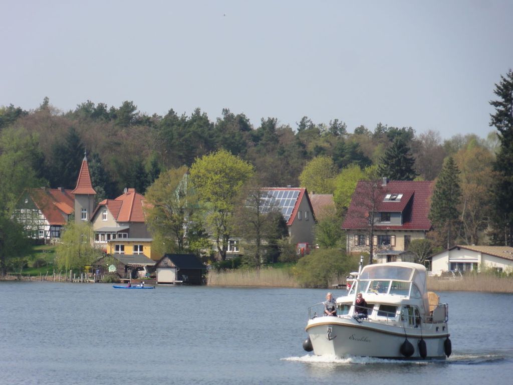 Nutzerfoto 24 Reederei Halbeck Schifffahrt - Yachtcharter - Bootsverleih - Bustouristik