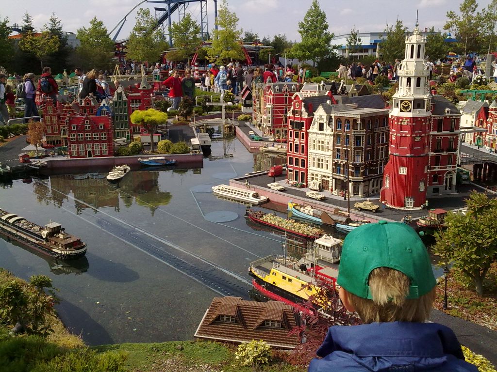 Nutzerfoto 42 Touristinfo Legoland Allee