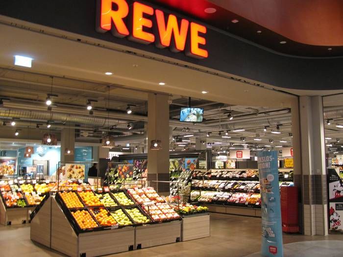 Rewe Markt GmbH in der East Side Mall - 1 Bewertung - Berlin Friedrichshain  - Tamara-Danz-Straße | golocal