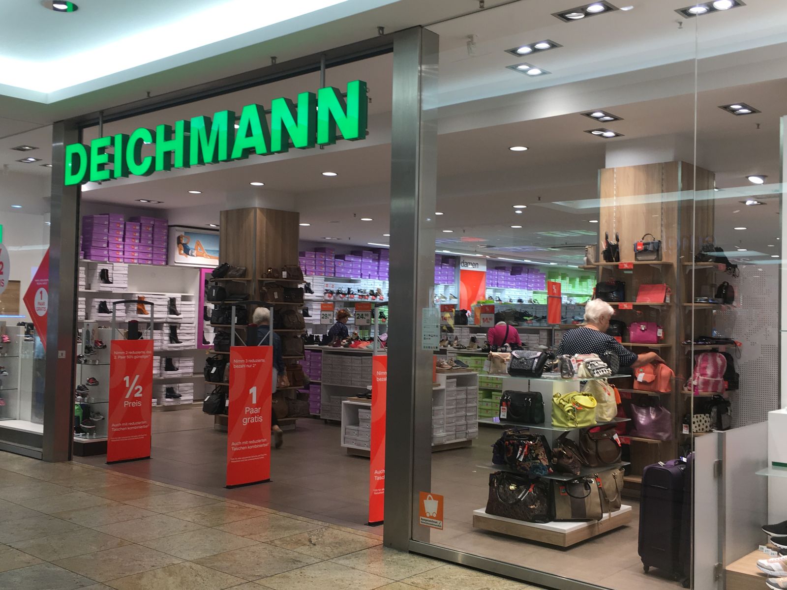 Deichmann-Schuhe in Dresden ⇒ in Das Örtliche