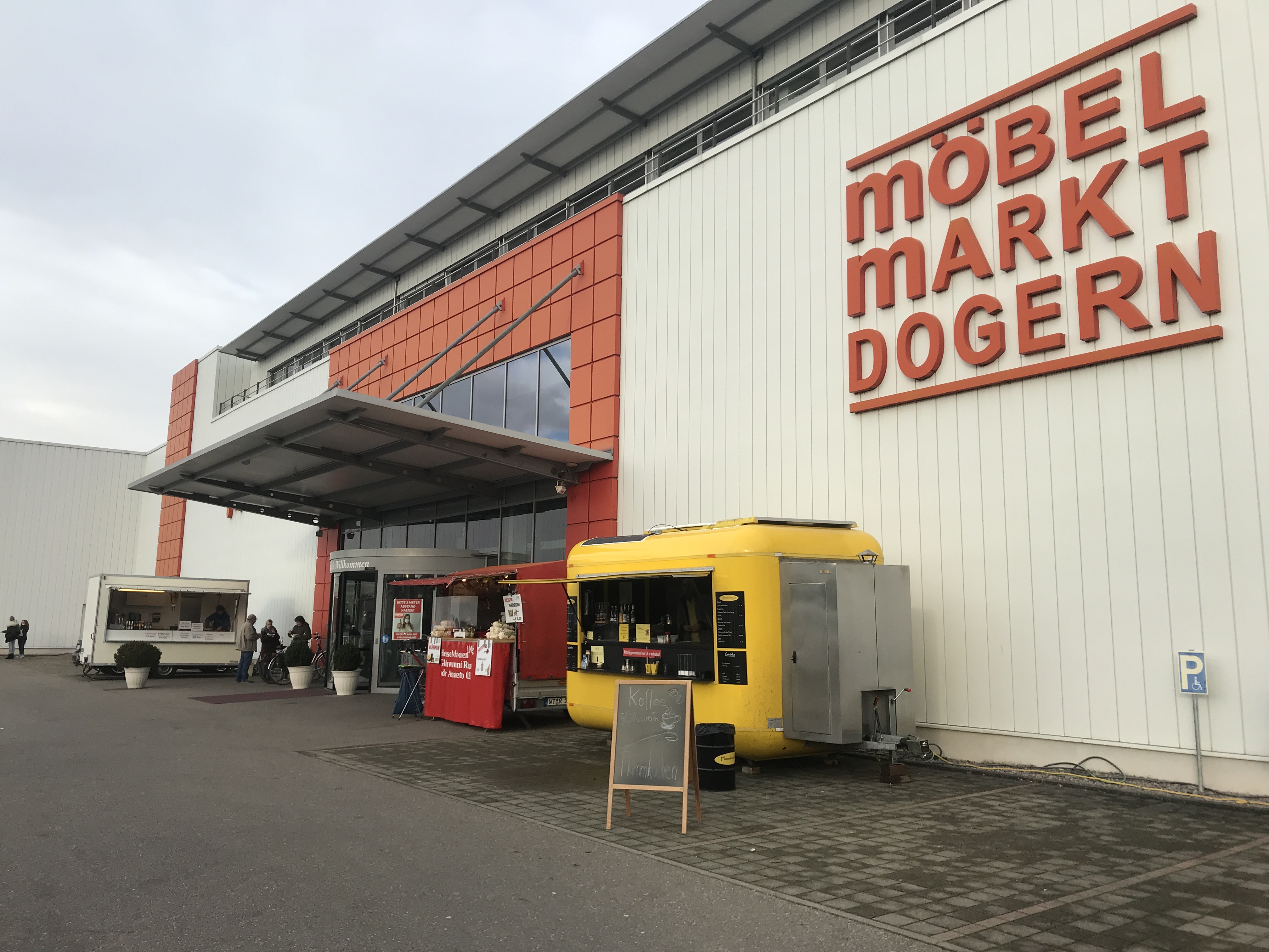 Möbelmarkt Dogern KG Zentrale in 79804 Dogern