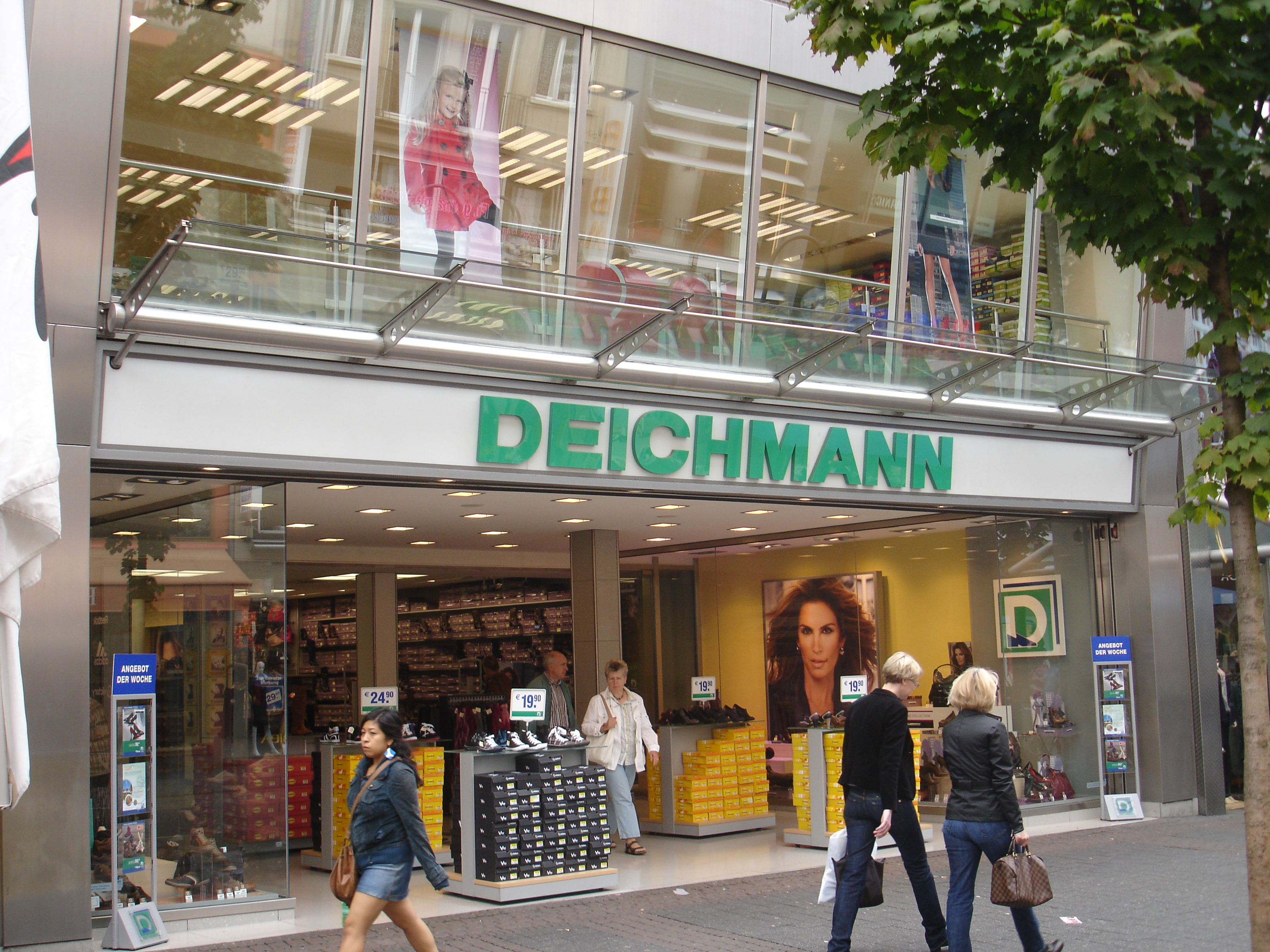 Deichmann-Schuhe in 50667 Köln-Altstadt-Nord