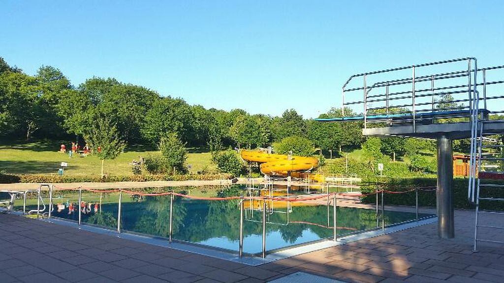 Nutzerfoto 2 Schwimmbad Wörrstadt Neubornbad Freibad der Verbandsgemeinde Wörrstadt