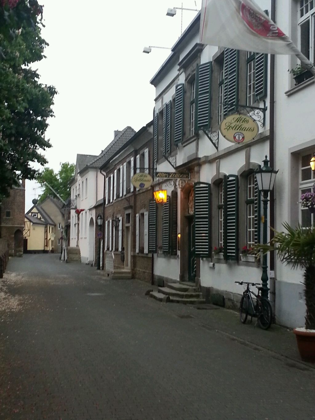 Nutzerfoto 4 Zingsheim Beate Altes Zollhaus