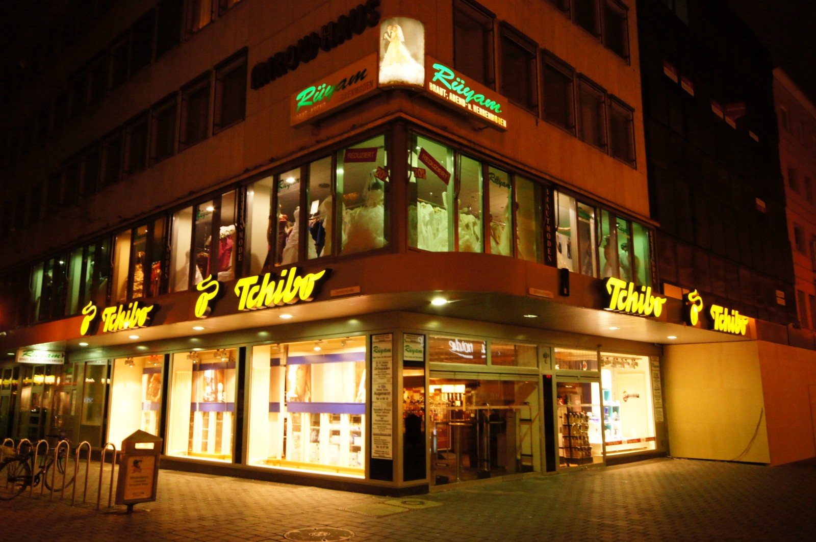 Tchibo Filiale mit Kaffee Bar in 33602 Bielefeld-Innenstadt