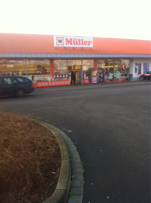 Müller Ltd. & Co. KG in 26160 Bad Zwischenahn-Rostrup II