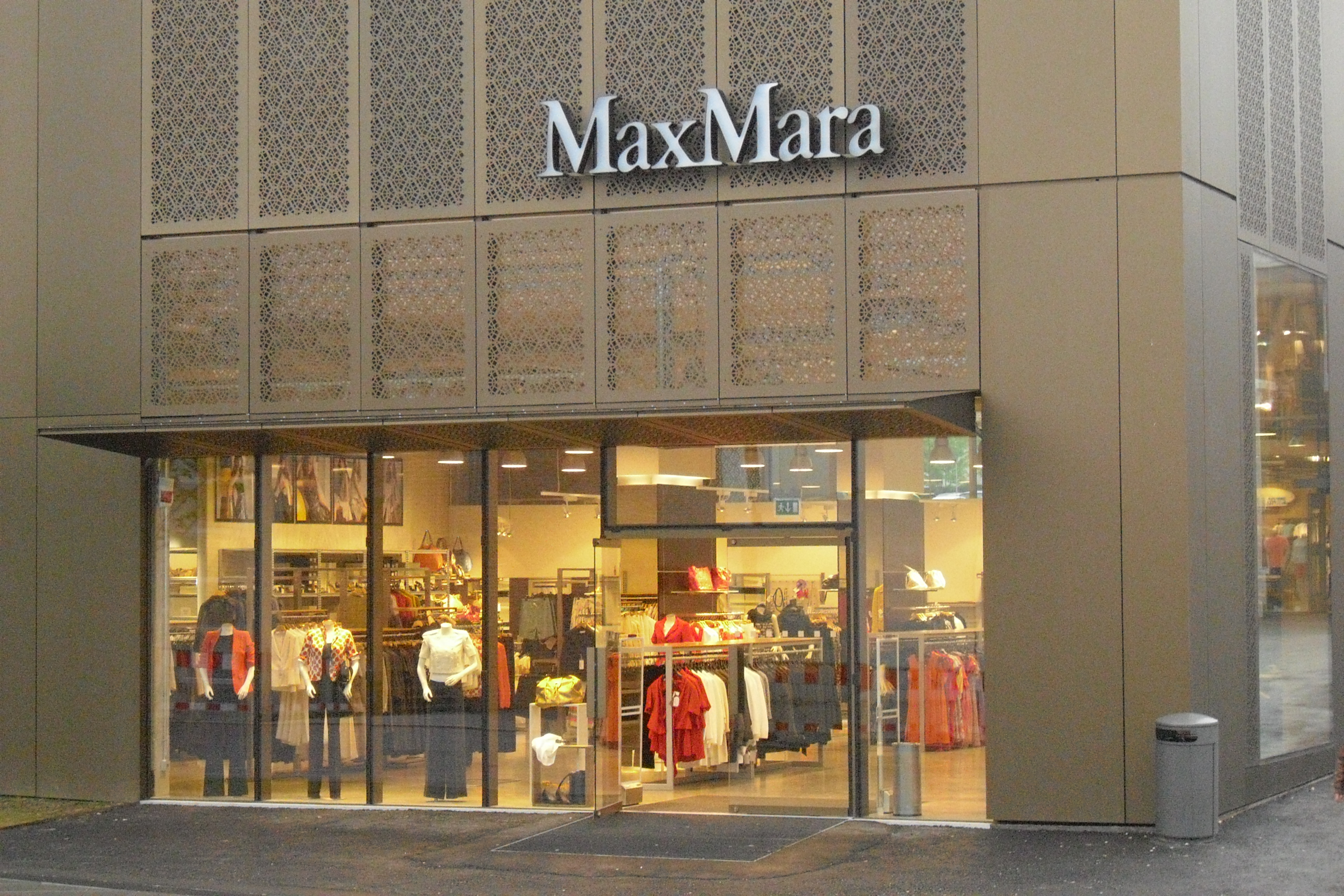 Max Mara GmbH in 72555 Metzingen