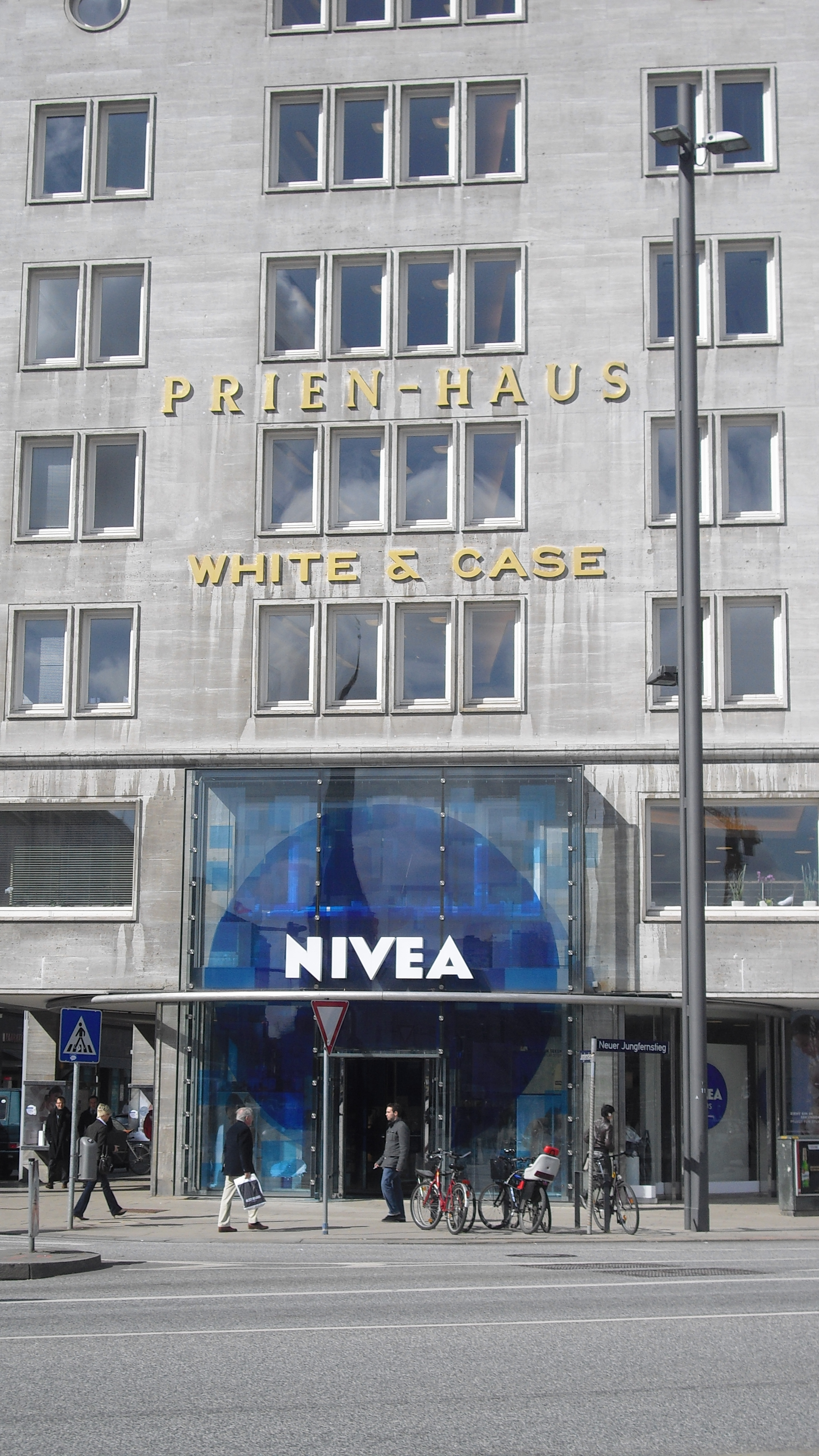 Nivea Haus GmbH in 20354 Hamburg-Neustadt