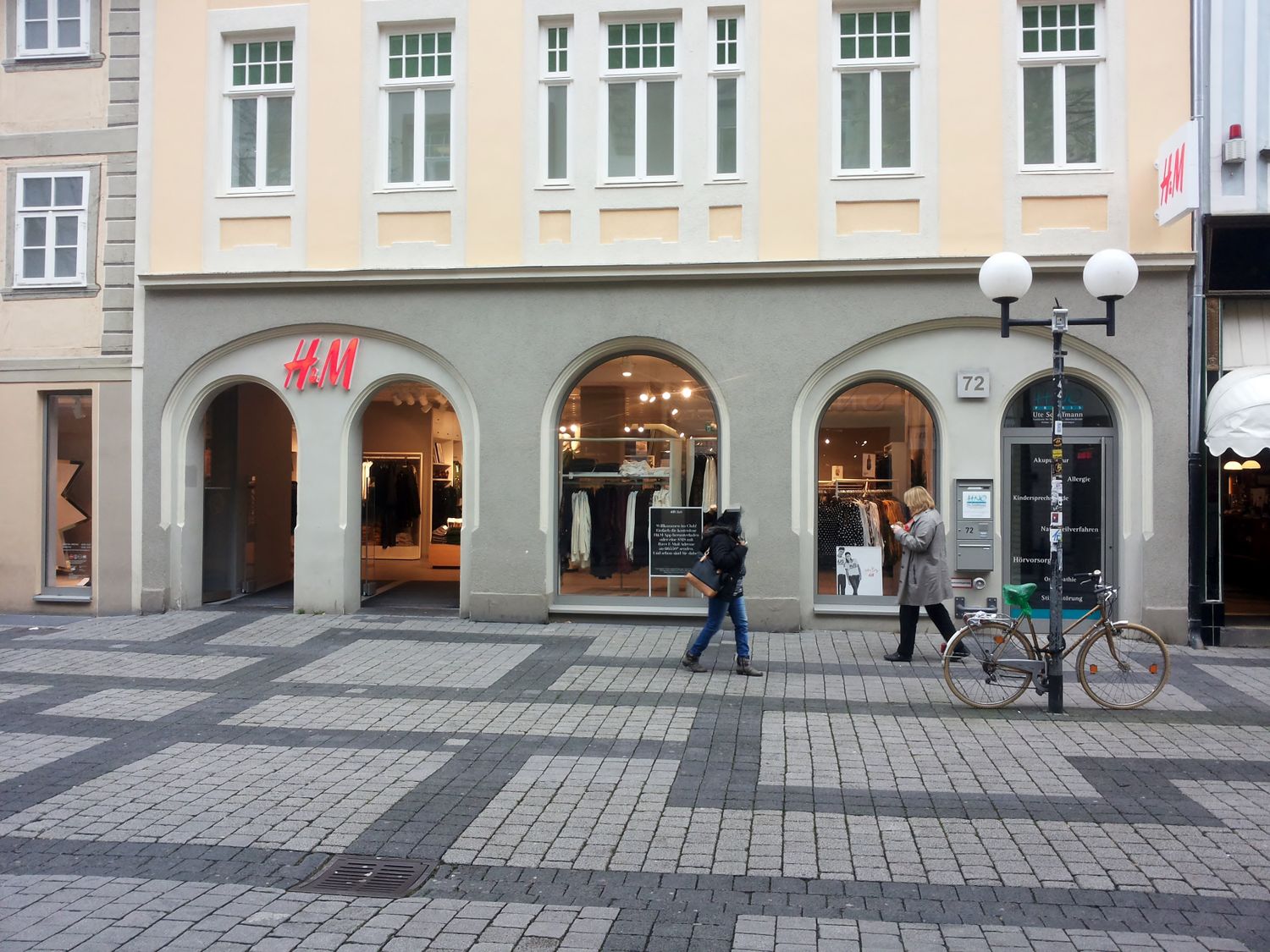 H&M Hennes & Mauritz - 4 Bewertungen - Göttingen - Weender Straße | golocal