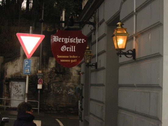 Bilder und Fotos zu Bergischer Grill in Wuppertal, Heusnerstrasse