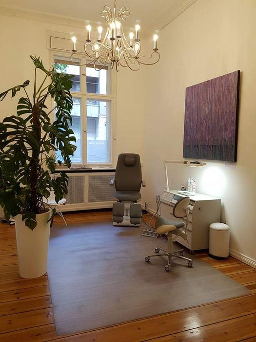 Gute Medizinische Fußpflege in Berlin | golocal