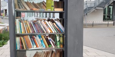 offener Bücherschrank Ostend in Frankfurt am Main