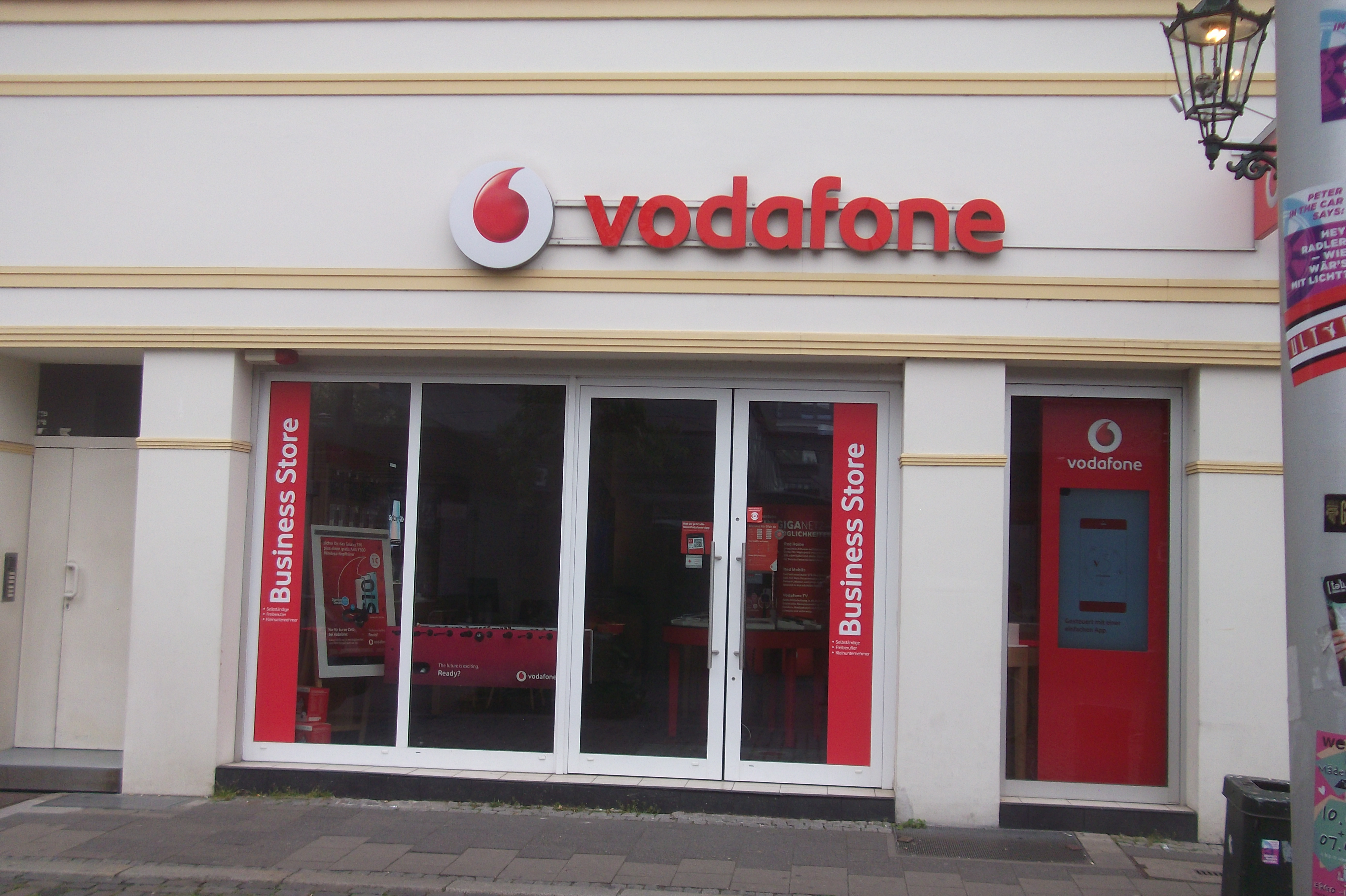 Vodafone Shop (geschlossen) in 40213 Düsseldorf