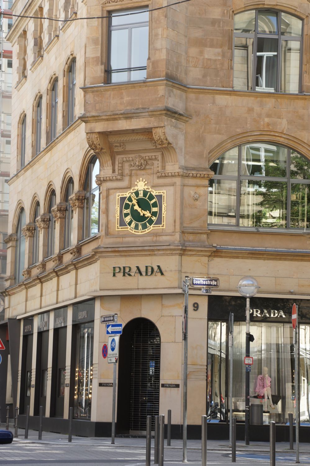 PRADA Germany GmbH Store Frankfurt - 3 Bewertungen - Frankfurt am Main  Innenstadt - Goethestraße | golocal