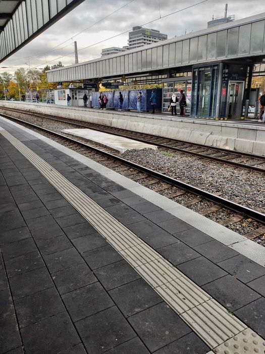 Hauptbahnhof Mülheim (Ruhr) - 4 Bewertungen - Mülheim an der Ruhr Altstadt  I - Dieter-Aus-dem-Siepen-Platz | golocal