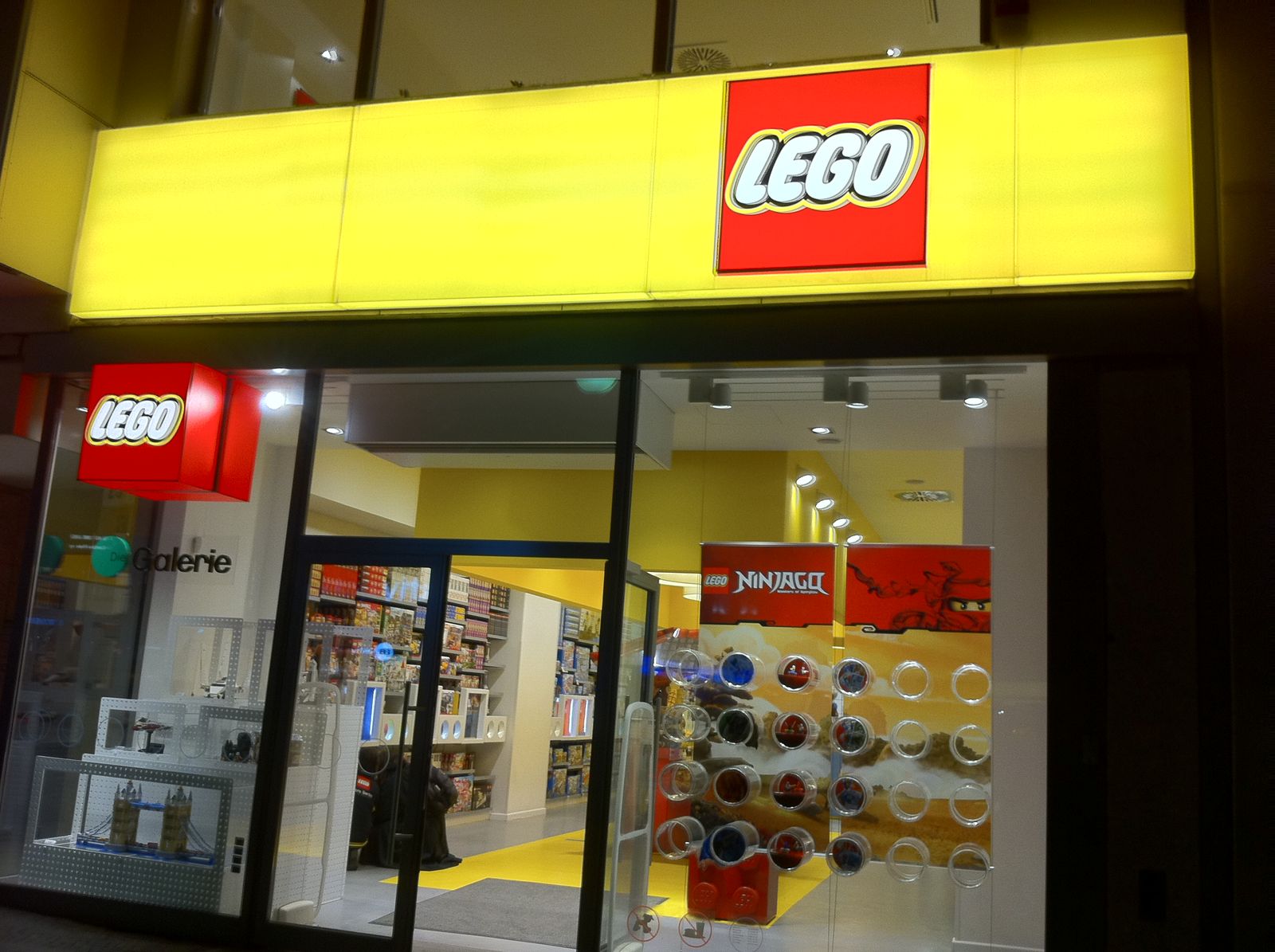 The Lego Store Berlin in Berlin ⇒ in Das Örtliche