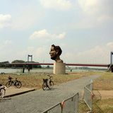 Skulptur Echo des Poseidon in Duisburg