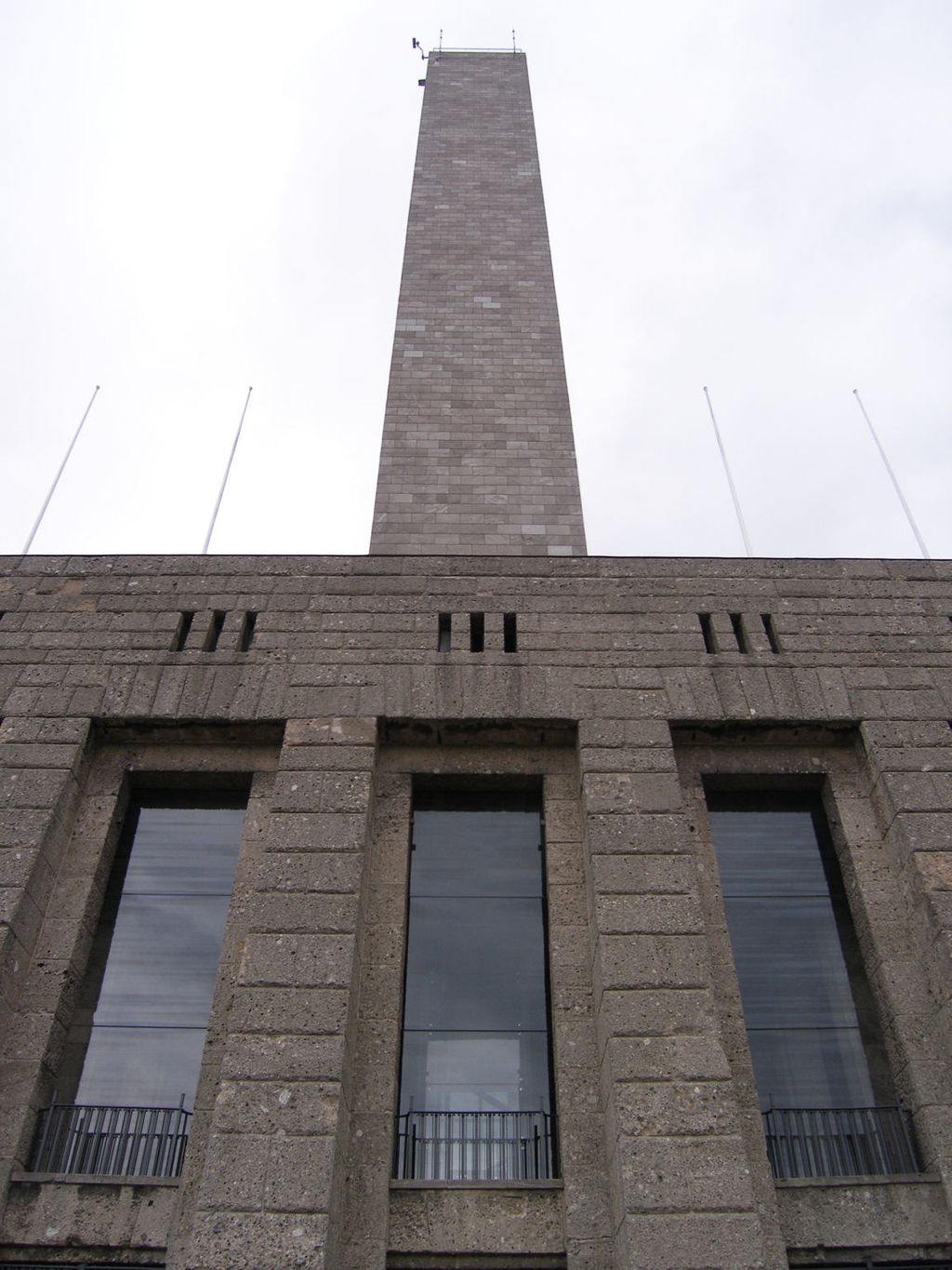 Nutzerfoto 23 Oylmpia-Glockenturm