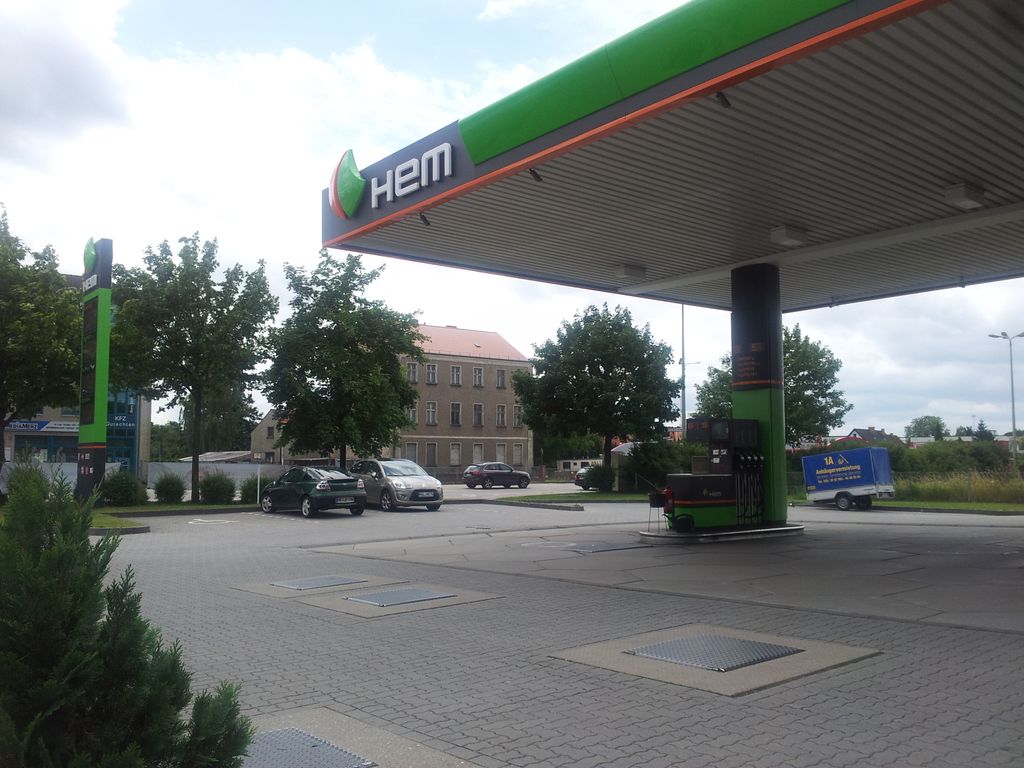 Nutzerfoto 2 HEM Tankstelle