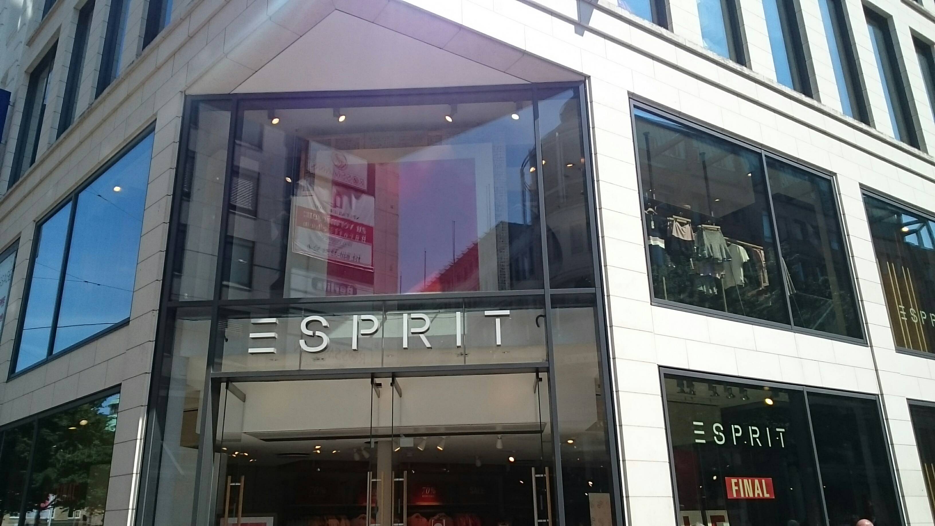 Esprit Store 896 in 20095 Hamburg-Altstadt