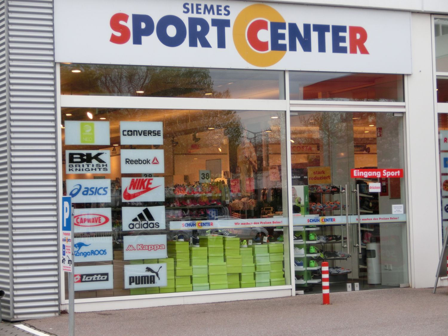 Siemes Schuhcenter - 4 Bewertungen - Regensburg Weichs - Vilsstr. | golocal