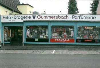 Logo von Fach Drogerie Parfümerie Foto Gummersbach in Bedburg an der Erft