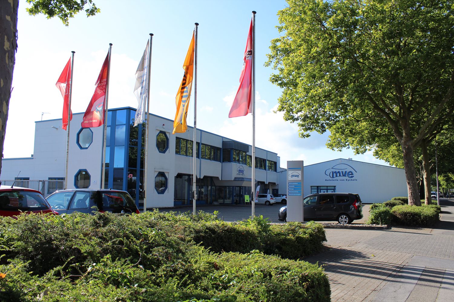 M. Van Eyckels Autoteile GmbH & Co. KG - 4 Bewertungen - Kleve am  Niederrhein - Flutstr. | golocal