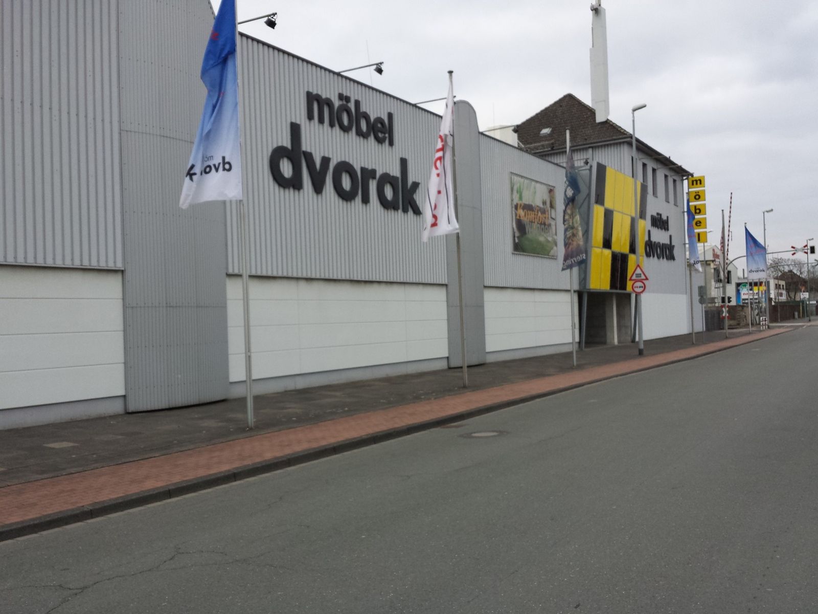 Möbel Dvorak GmbH in Duisburg ⇒ in Das Örtliche