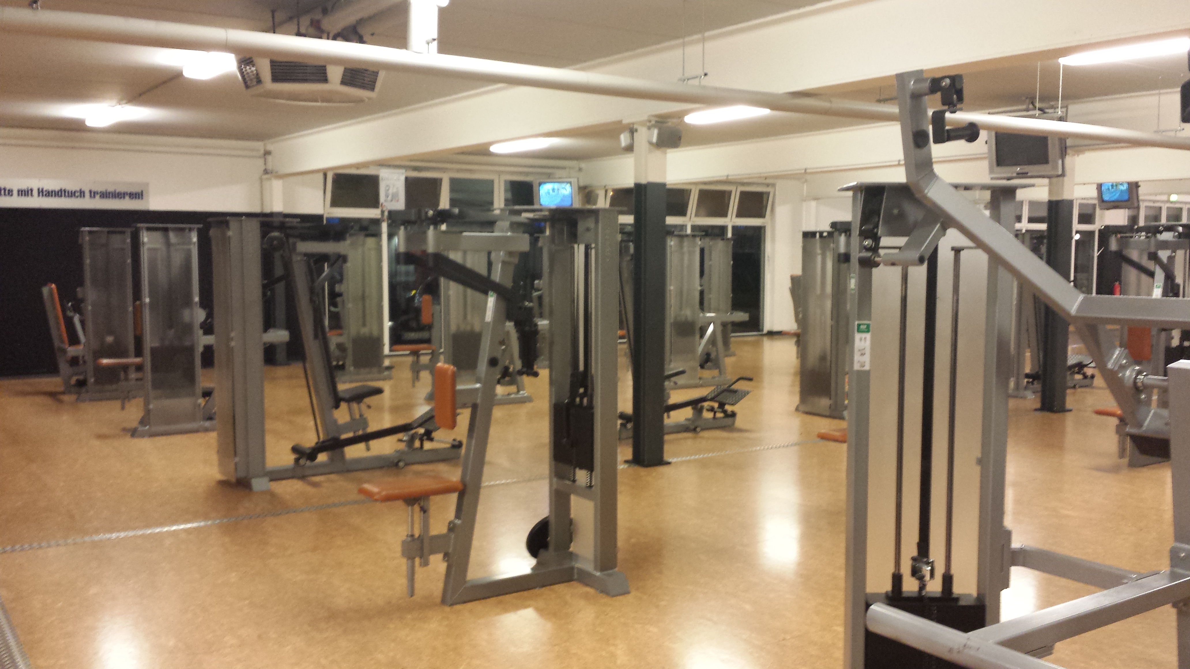 McFIT Fitnessstudio in 47055 Duisburg