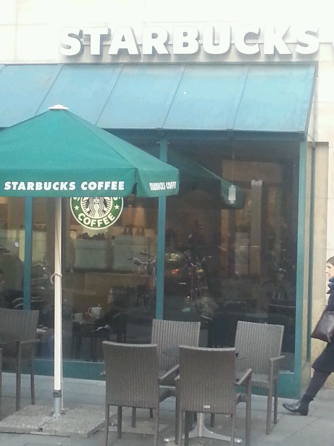 Starbucks Coffee - 4 Bewertungen - Köln Altstadt-Nord - Ehrenstr. | golocal