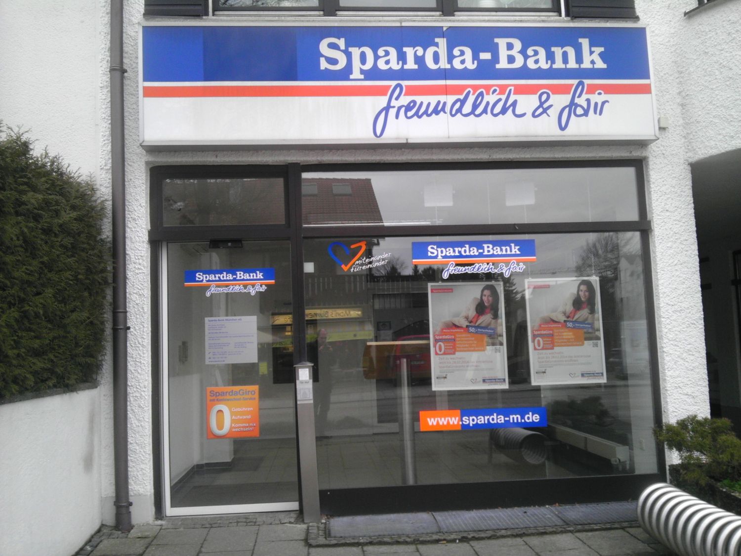 Sparda-Bank SB-Center Puchheim - 1 Foto - Puchheim in Oberbayern -  Lochhauser Straße | golocal