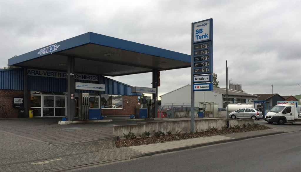 Nutzerfoto 3 Schnieder Tankstelle / Landfuxx