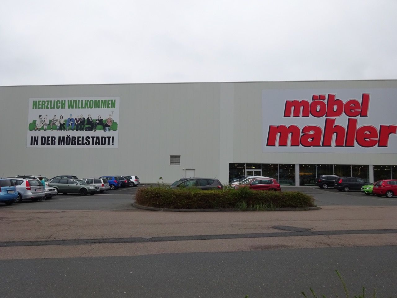 Möbel Mahler Einrichtungszentrum GmbH & Co. KG Siebenlehn - 28 Bewertungen  - Großschirma Siebenlehn - An der Autobahn | golocal