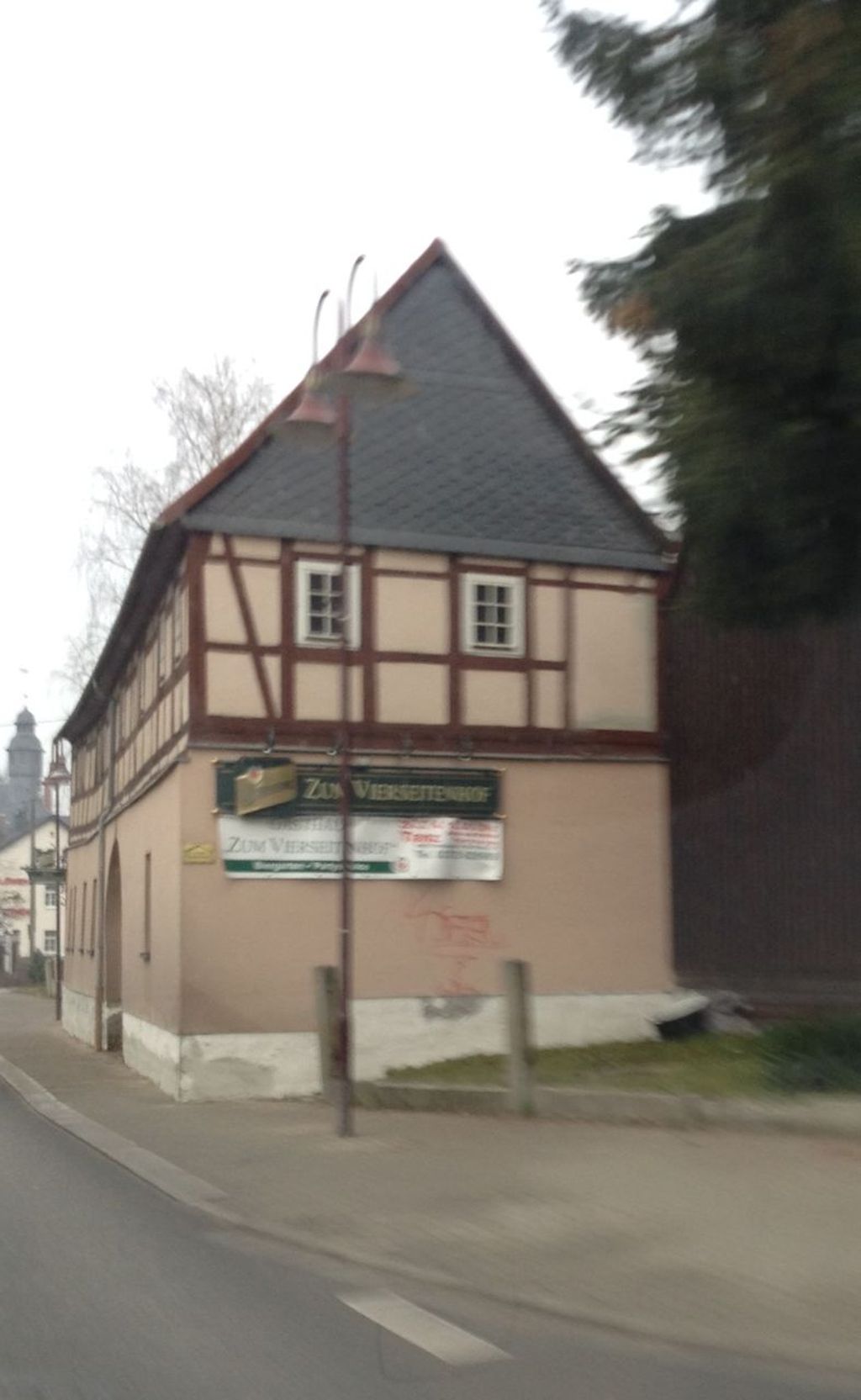 Nutzerfoto 1 Gasthaus Zum Vierseitenhof