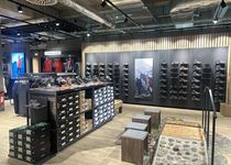 Bild zu INTERSPORT Voswinkel Erlangen Arcaden