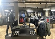 Bild zu INTERSPORT Voswinkel Erlangen Arcaden