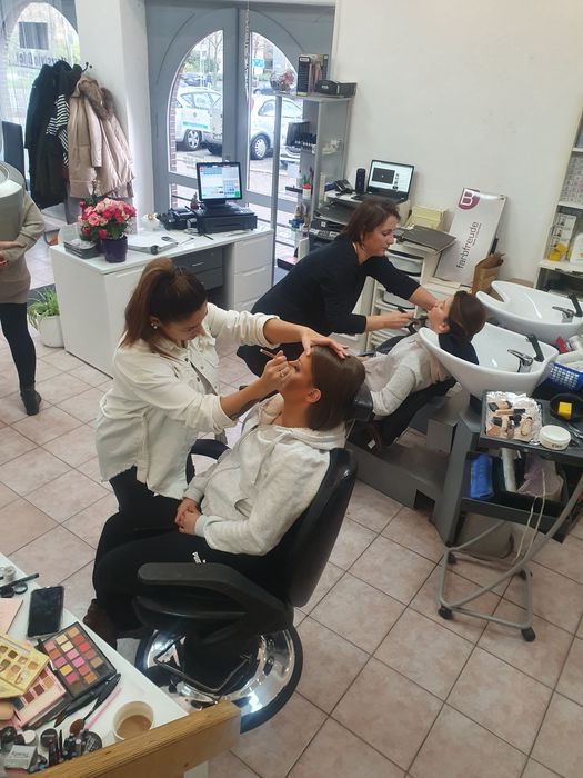 Hair & Beauty Salon bei Dilek